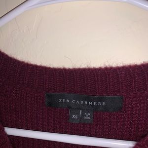 Cashmere maroon sweater